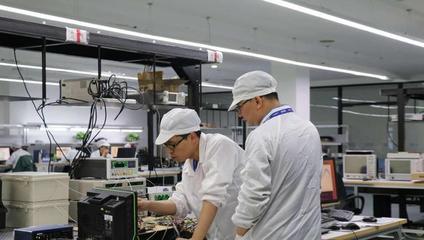 量子手机时代曙光初现？中国科学家在量子通信芯片领域取得关键突破